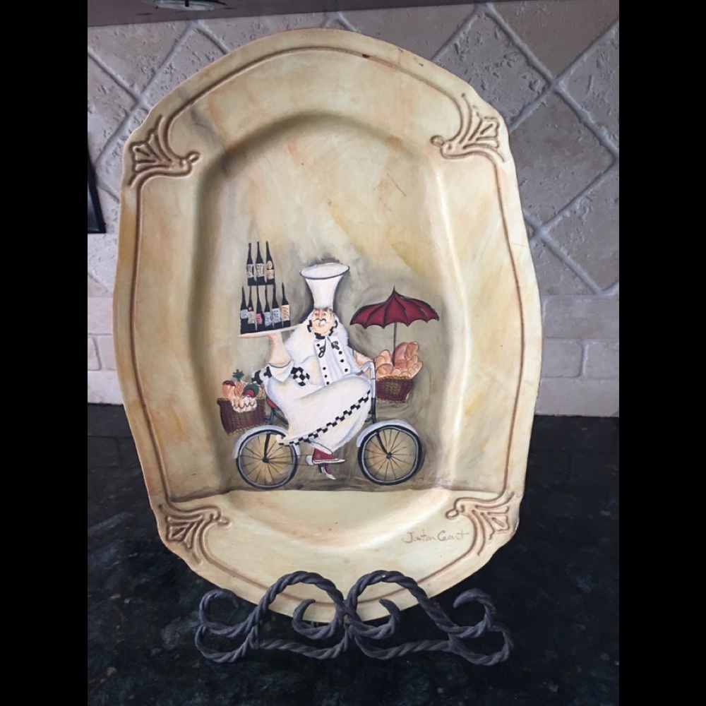 FRENCH HAND PAINTEd PLATE